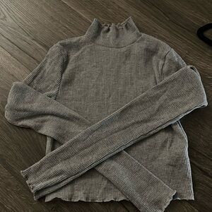 Aerie turtle neck gray crop top
